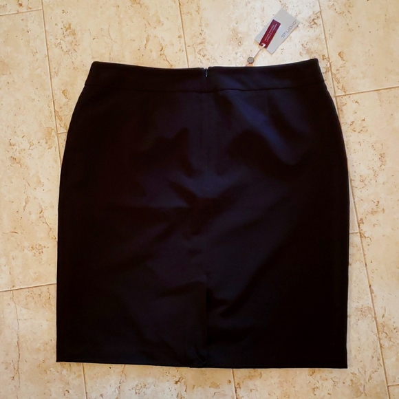 Studio Woman Skirt 16W NWT - Picture 2 of 9